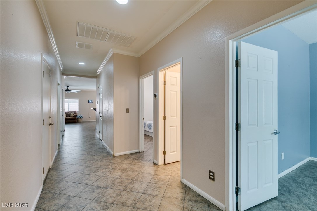 2363 Rock Slide Circle Property Photo 4