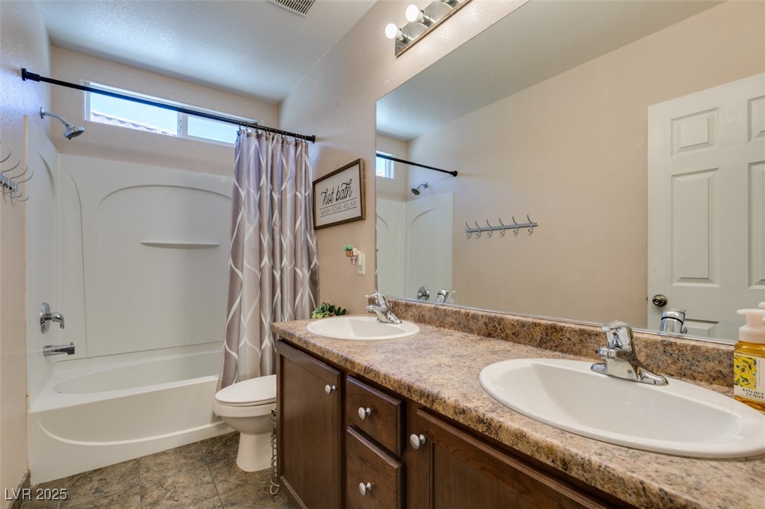 2363 Rock Slide Circle Property Photo 24