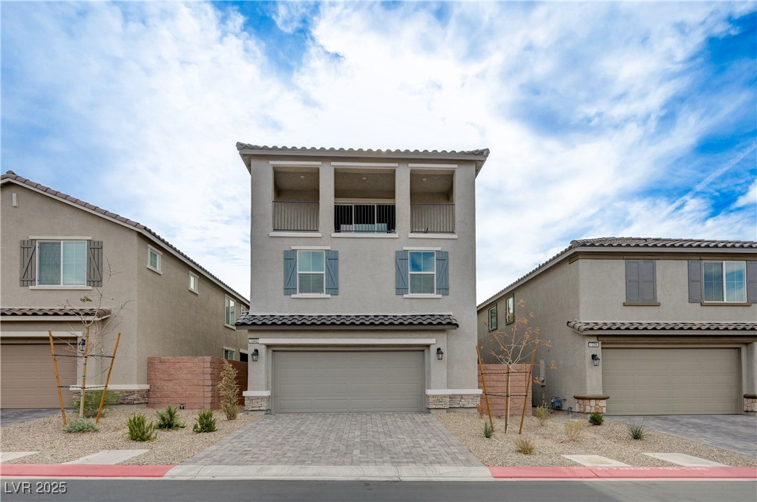 2708618 Property Photo 1
