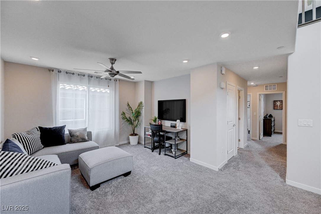 2708618 Property Photo 4