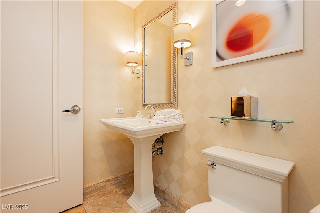 2000 Fashion Show Drive 3526 Property Photo 12