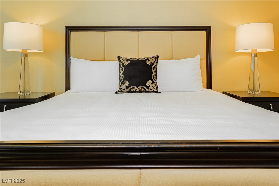 2000 Fashion Show Drive 3526 Property Photo 18