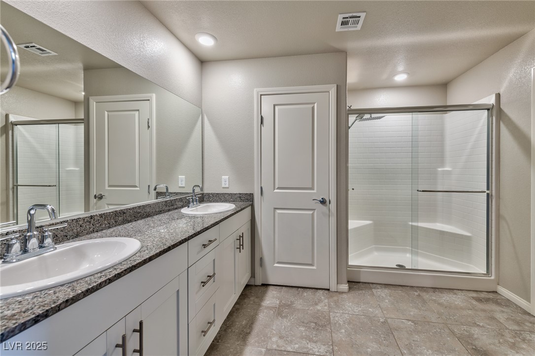 3939 Lambent Avenue Property Photo 10