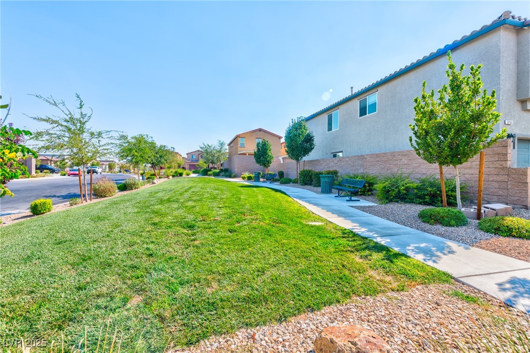 3939 Lambent Avenue Property Photo 17