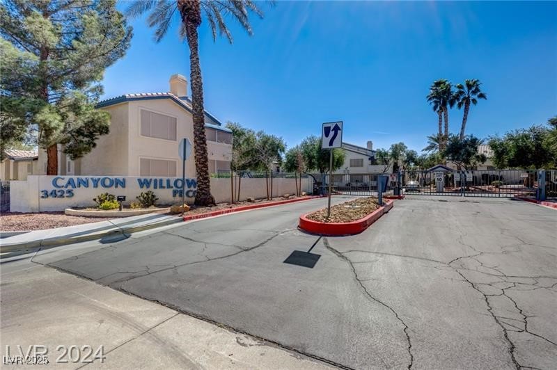 3425 East Russell Road 220 Property Photo 10