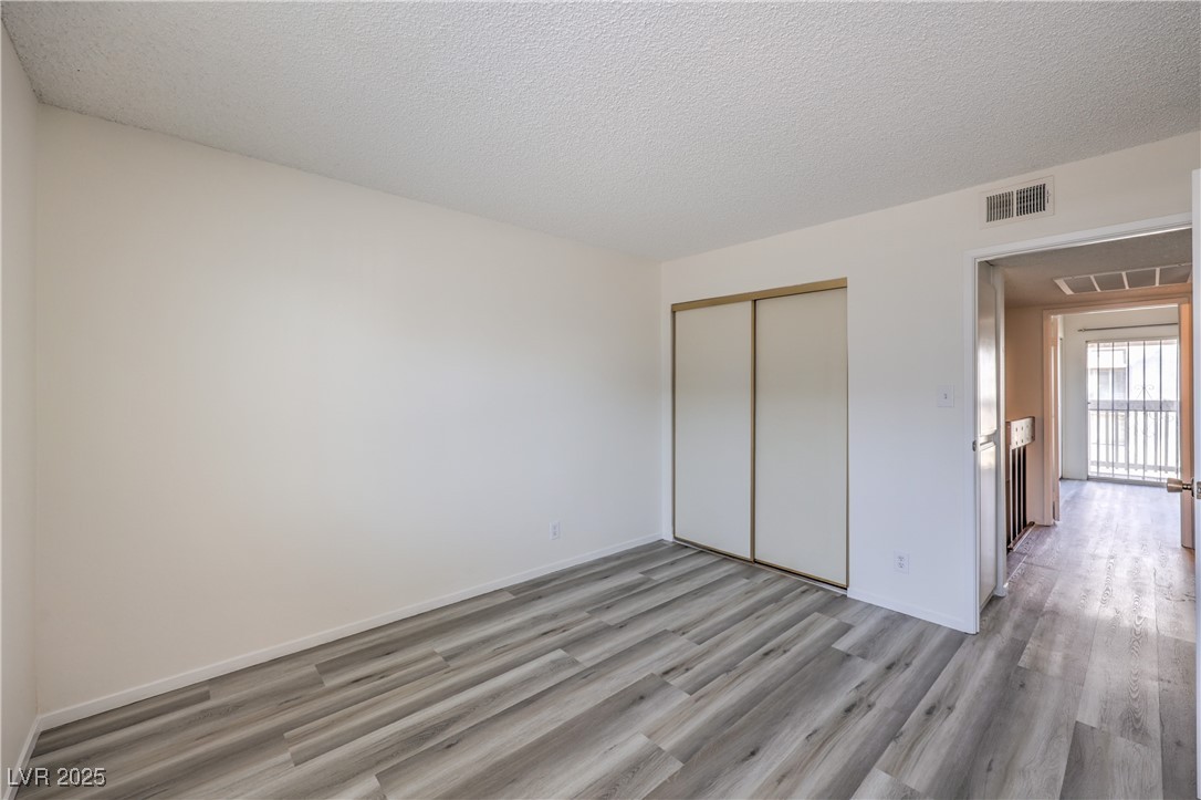 576 Willow Green Drive Property Photo 23