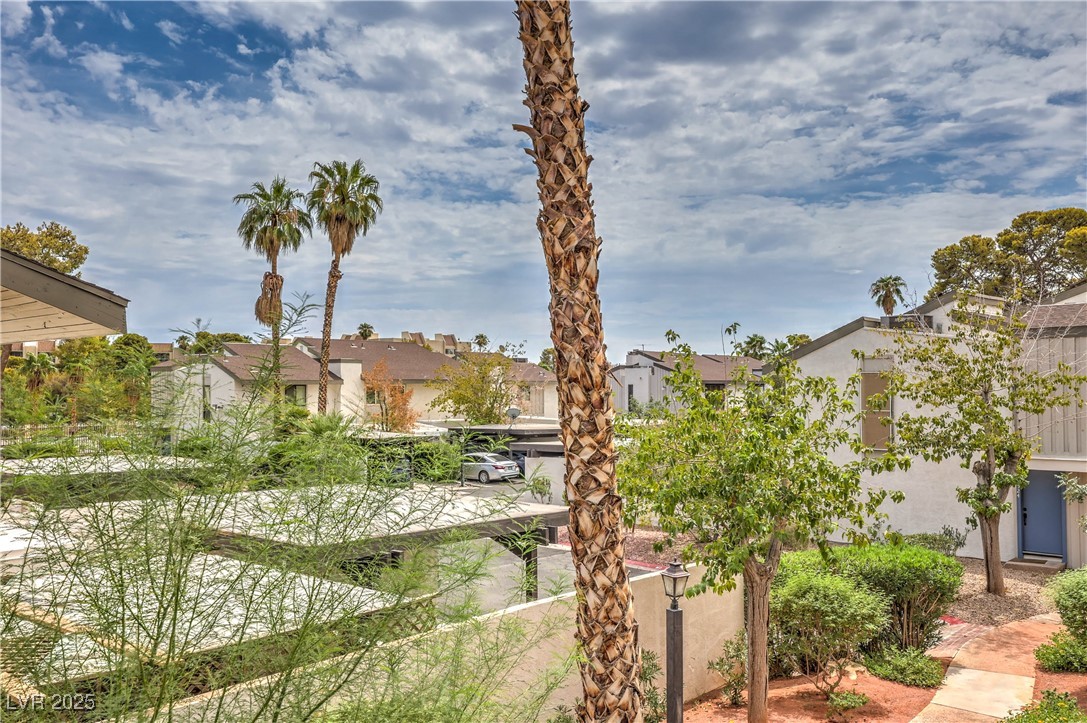 576 Willow Green Drive Property Photo 31