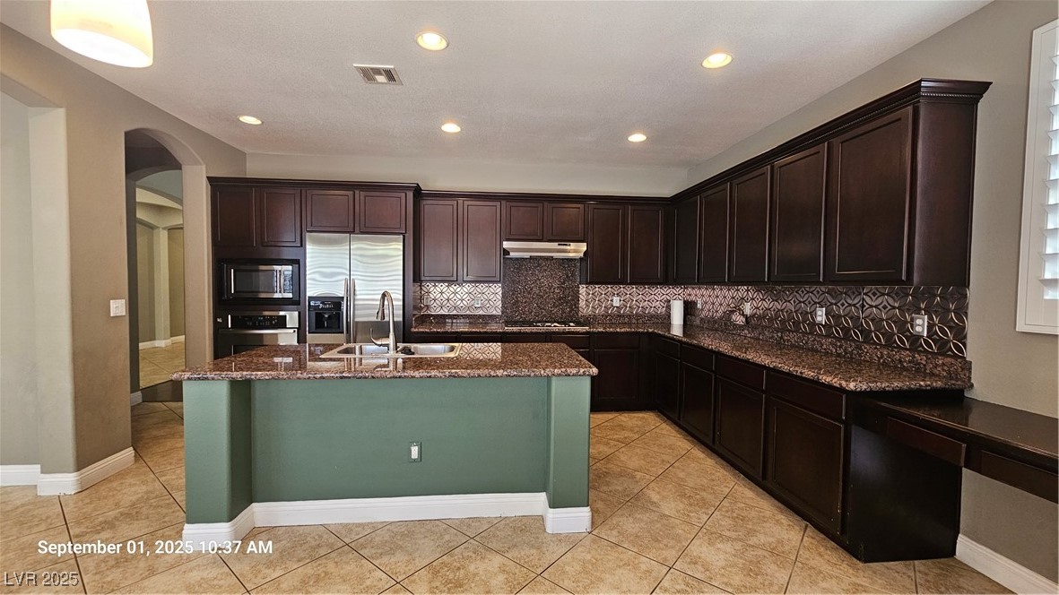 10830 Del Rudini Street Property Photo 9