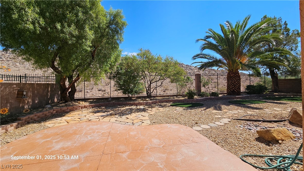 10830 Del Rudini Street Property Photo 29