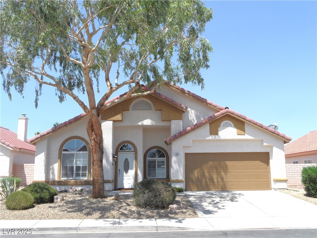 672 Hitchen Post Drive Property Photo 1