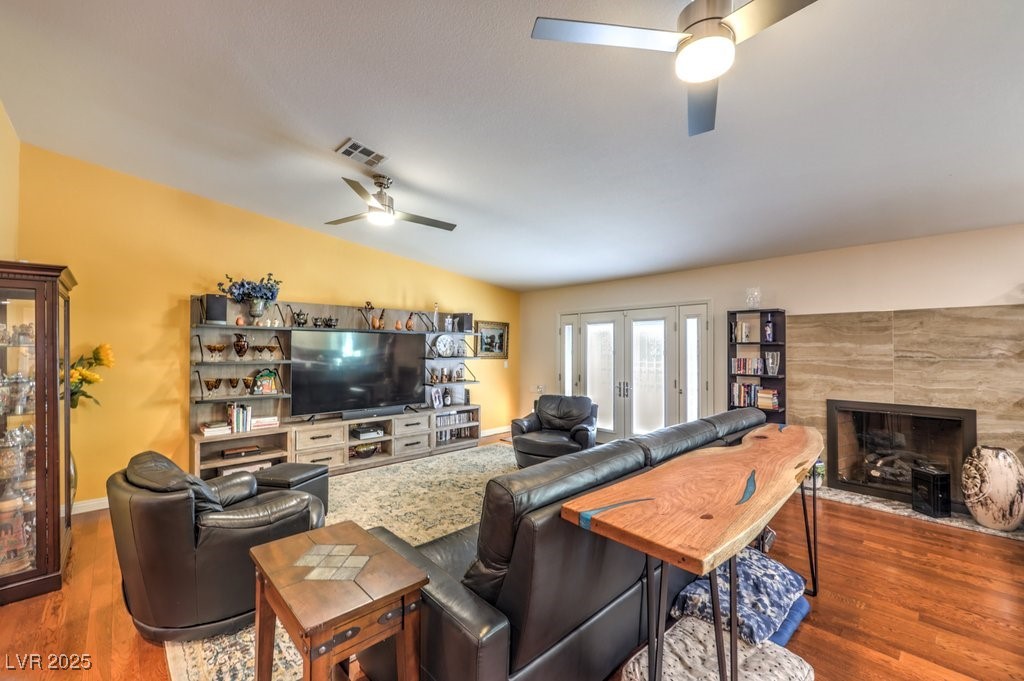 4095 Ridgewood Avenue Property Photo 4