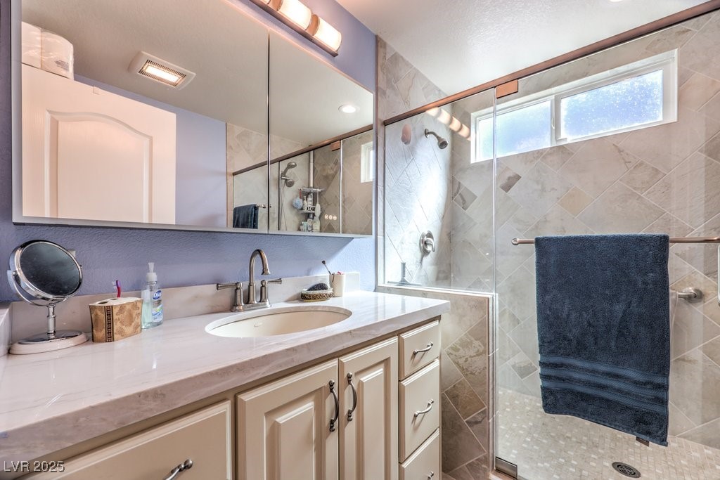 4095 Ridgewood Avenue Property Photo 16