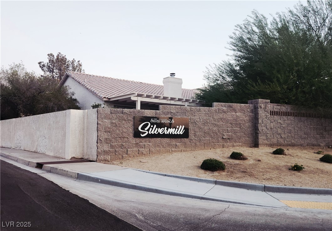 1917 Coralino Drive Property Photo 1