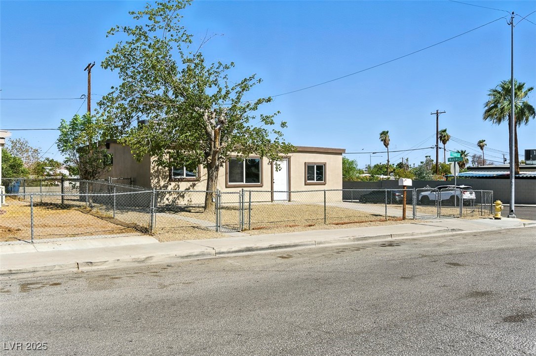 1288 Oahu Street Property Photo 1