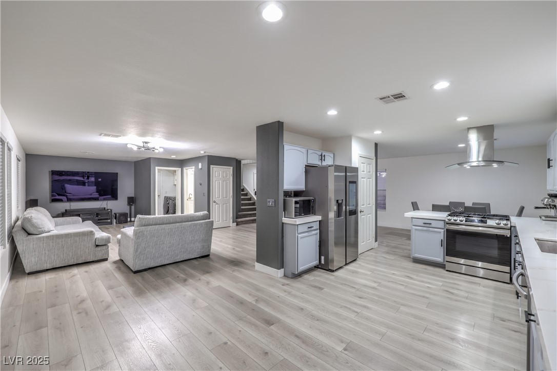 1201 Dream Bridge Drive Property Photo 10