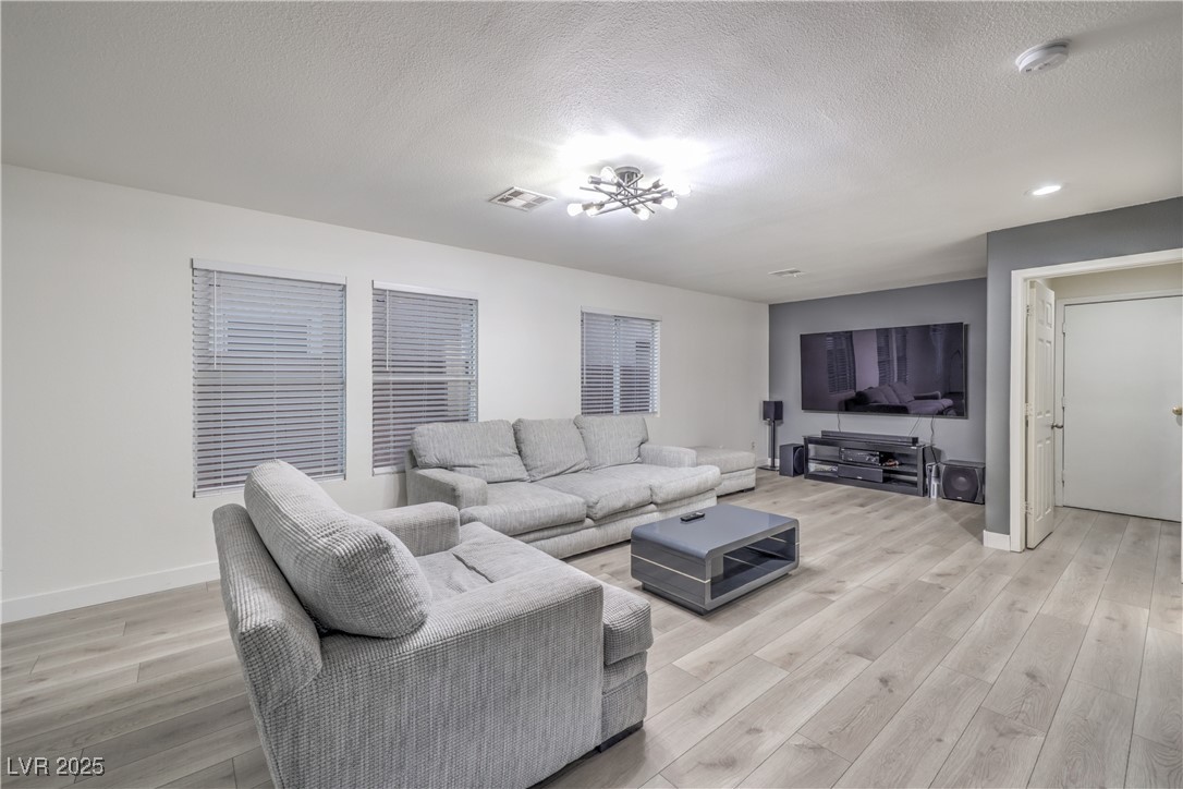 1201 Dream Bridge Drive Property Photo 12