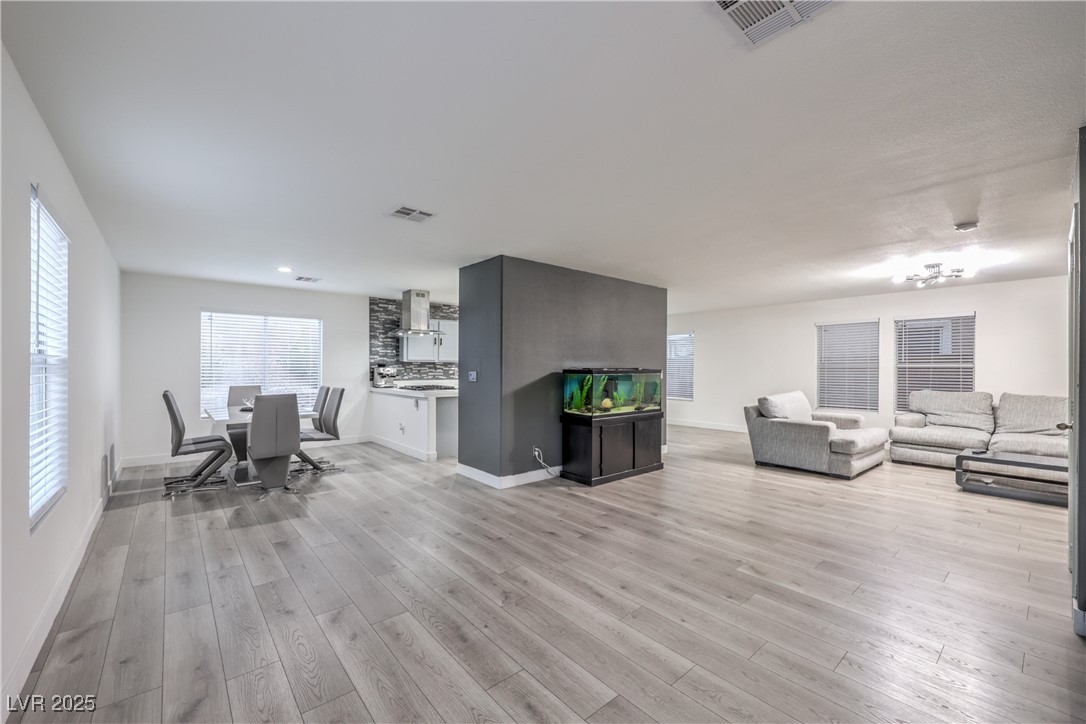 1201 Dream Bridge Drive Property Photo 16