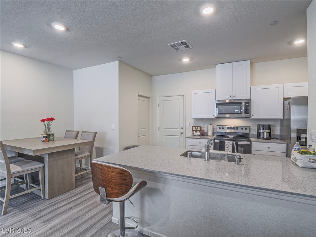 483 Waterfall Cove Court Property Photo 7