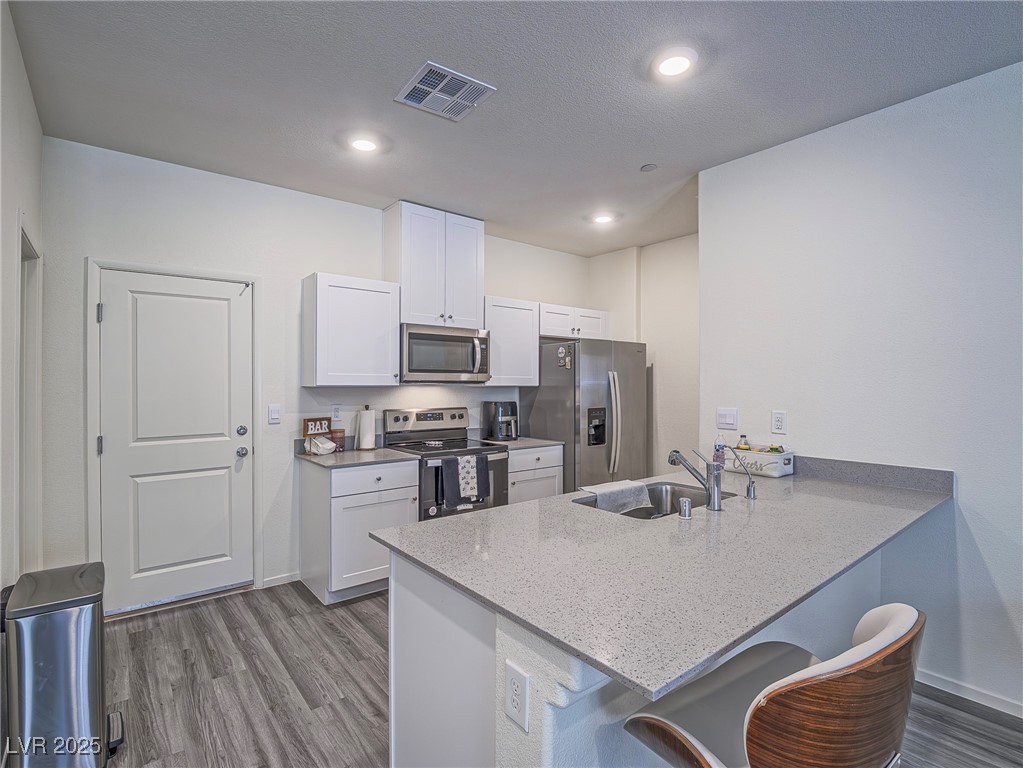 483 Waterfall Cove Court Property Photo 8