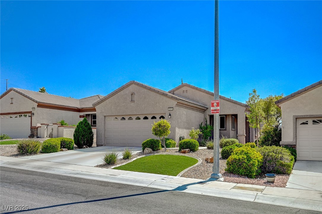 2573 Palentina Street Property Photo 1
