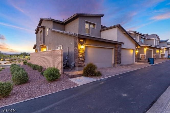 805 East Sunset Road Property Photo 14