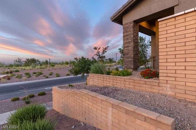 805 East Sunset Road Property Photo 26