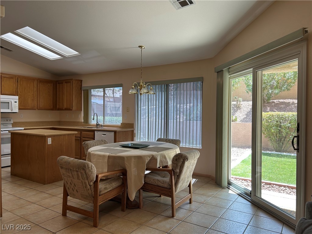 1789 Castro Hill Avenue Property Photo 11