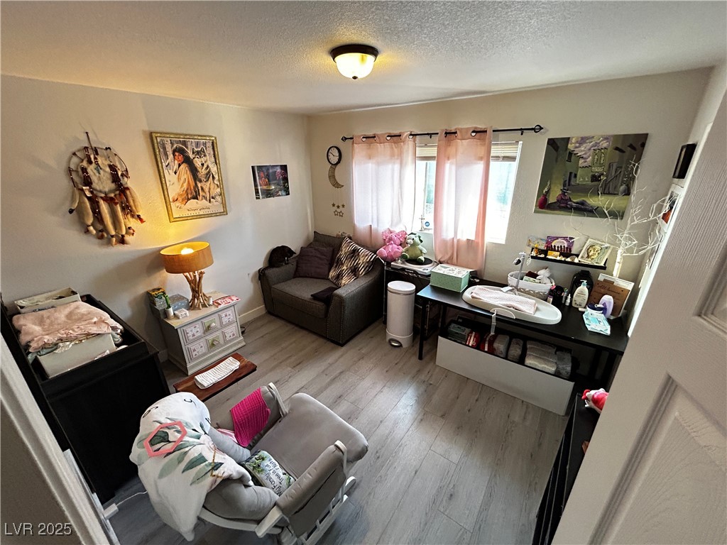 4404 Mayflower Lane Property Photo 12