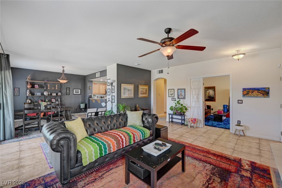 820 Canterra Street 1056 Property Photo 7