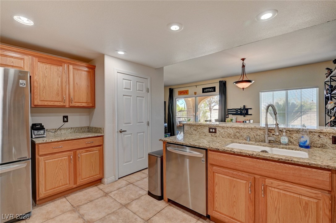 820 Canterra Street 1056 Property Photo 13