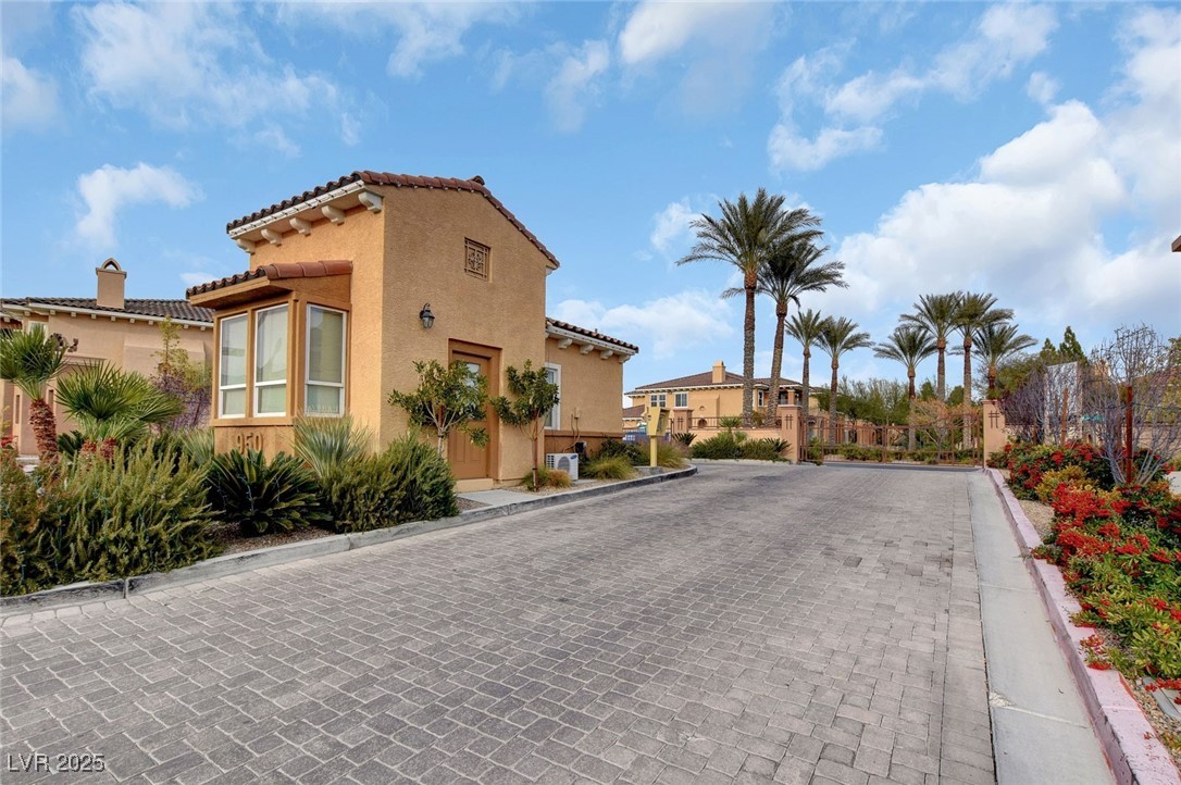 820 Canterra Street 1056 Property Photo 41