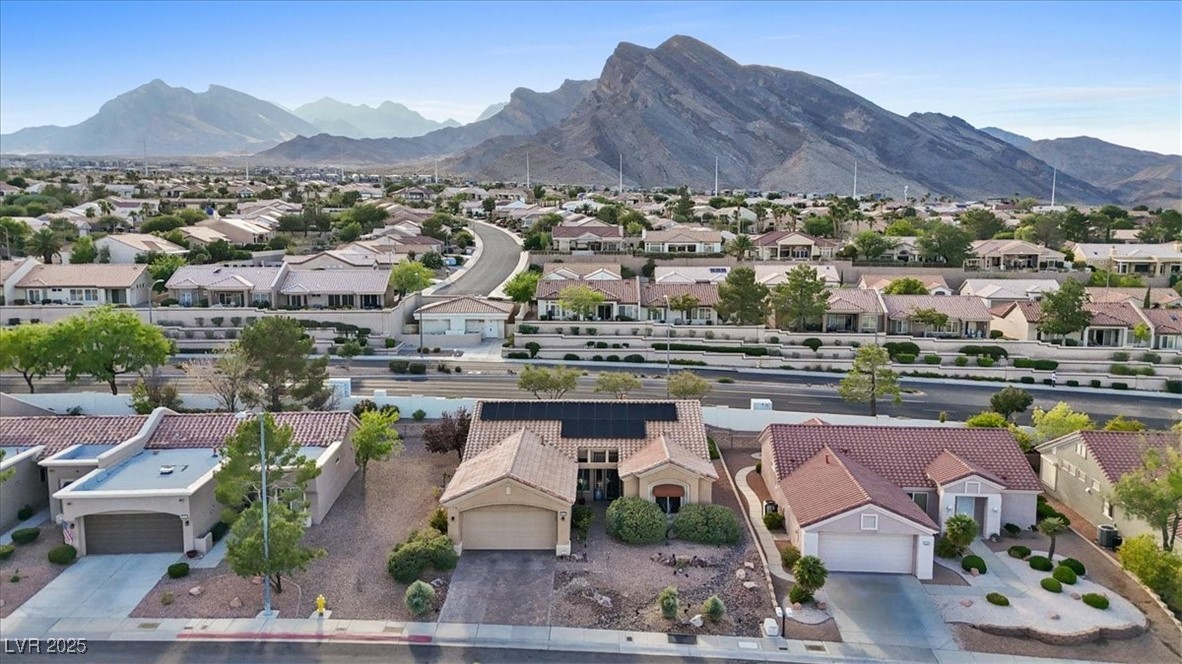 2525 Banora Point Drive Property Photo 3