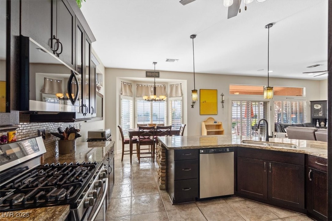 2525 Banora Point Drive Property Photo 16