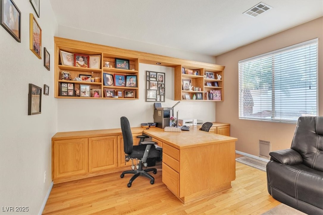 2579 Anchorgate Drive Property Photo 10