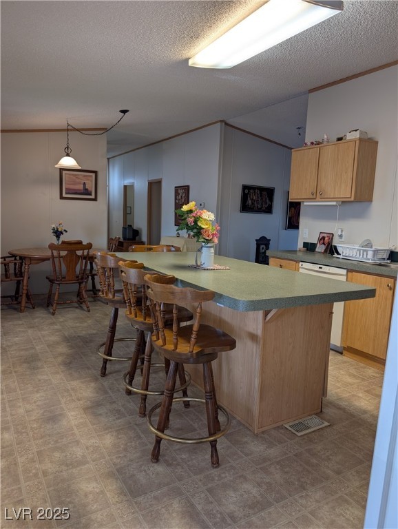 735 Condie Street Property Photo 5