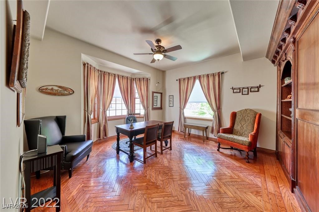 220 Hallett Cove Court Property Photo 27