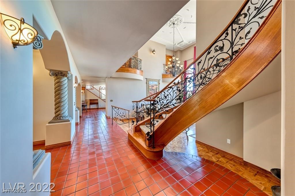 220 Hallett Cove Court Property Photo 30