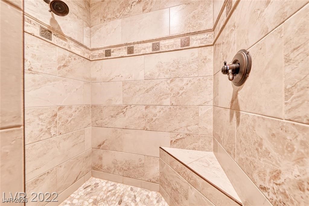 220 Hallett Cove Court Property Photo 38