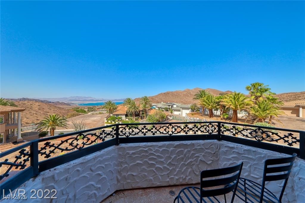 220 Hallett Cove Court Property Photo 45