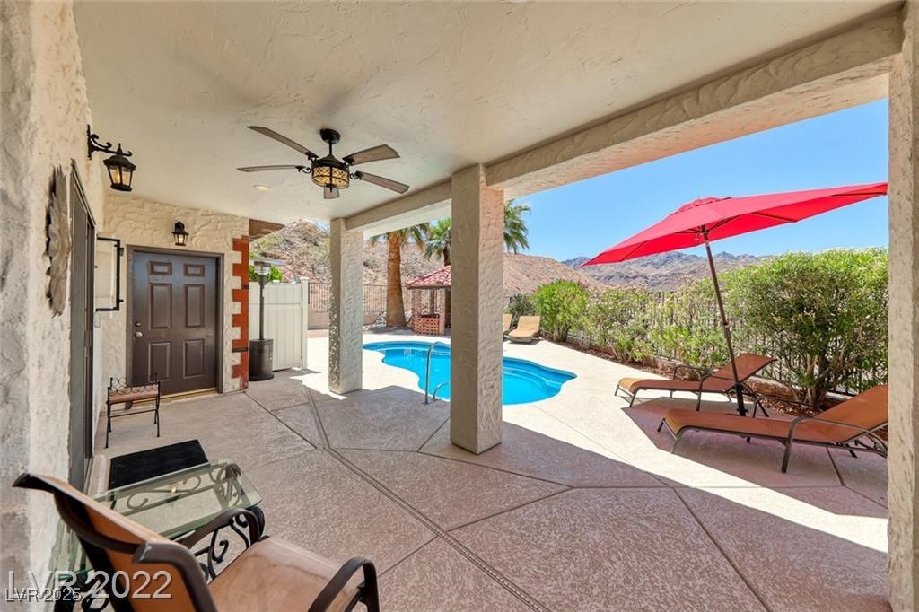 220 Hallett Cove Court Property Photo 58