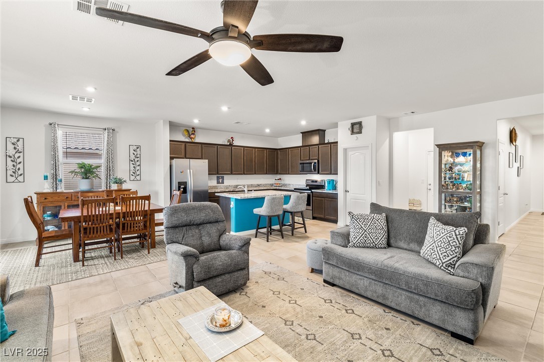 3593 East Malheur Avenue Property Photo 8