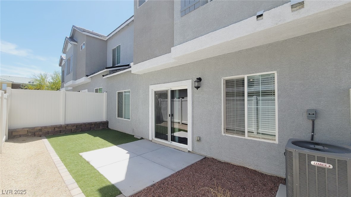 544 Teovani Street 915 Property Photo 23