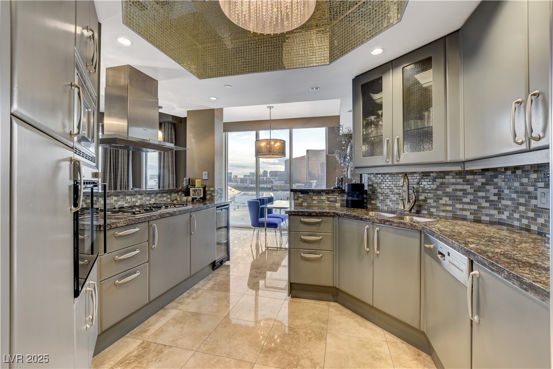 2877 Paradise Road 1605 Property Photo 8