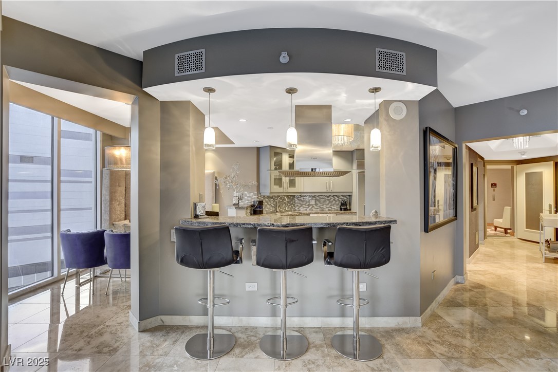 2877 Paradise Road 1605 Property Photo 16