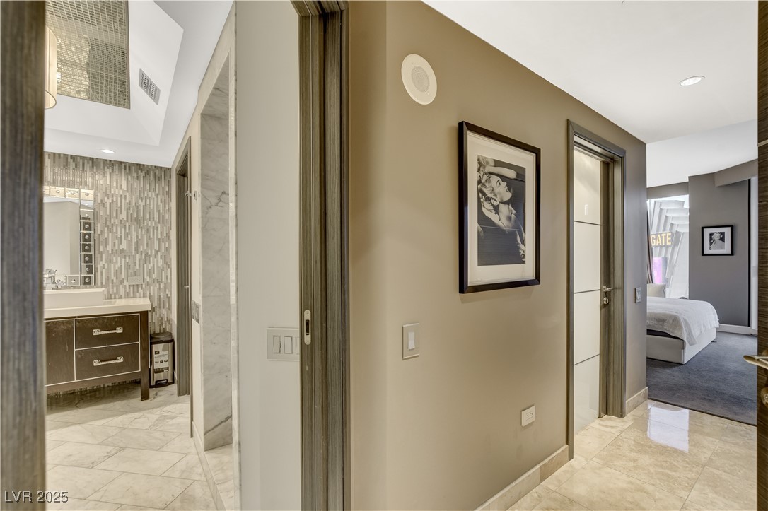 2877 Paradise Road 1605 Property Photo 26