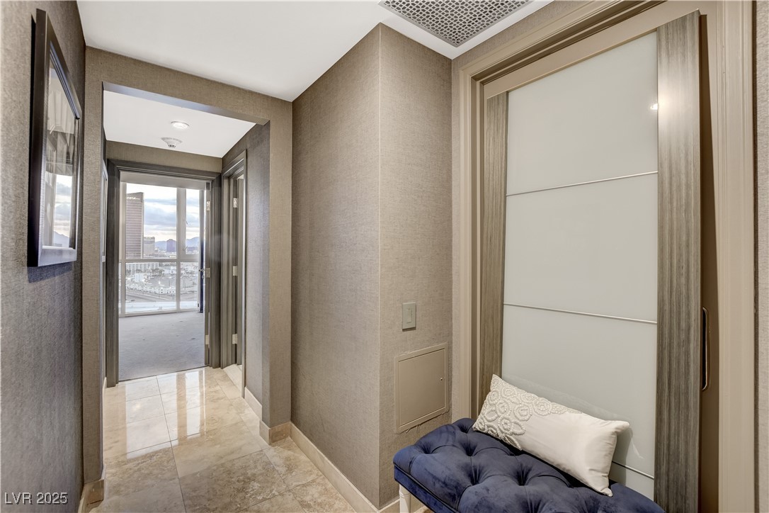 2877 Paradise Road 1605 Property Photo 29