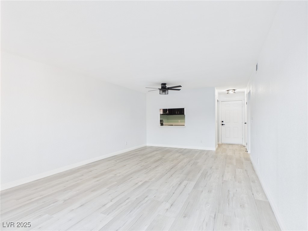 1675 Jupiter Court C Property Photo 7