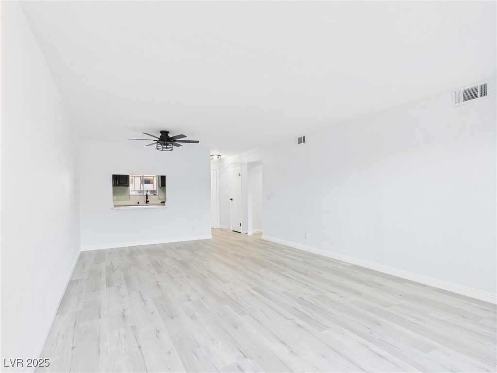 1675 Jupiter Court C Property Photo 9