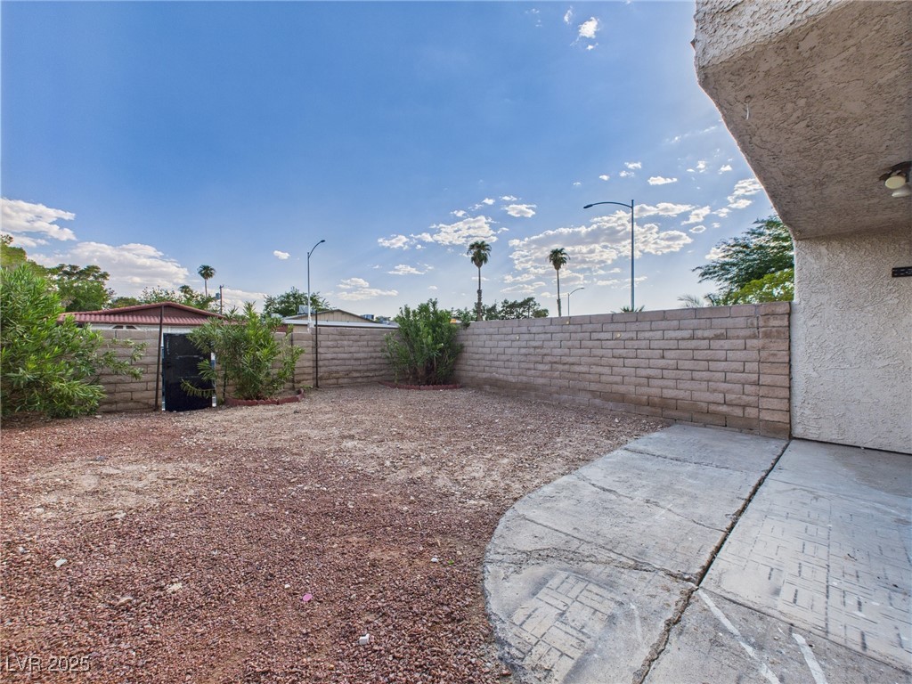 1675 Jupiter Court C Property Photo 34