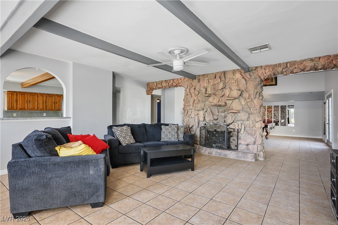 1831 Castleberry Lane Property Photo 7